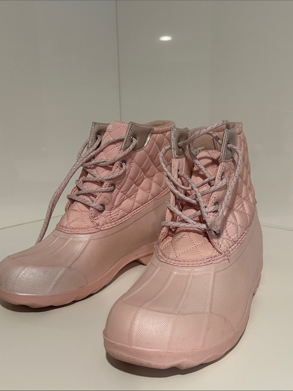 #978 Sperry Light Pink Quilted Lace-Up Waterproof Winter Boots